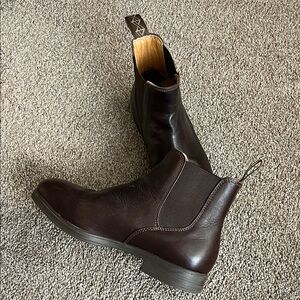 Xena steel toe Women's Chelsea Boot in Dark Brown